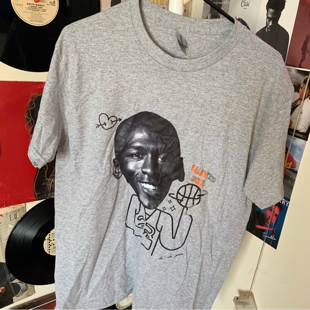 🚨 DEAL! CHICAGO BULLS TALENTED SOUL TEE- Flawed